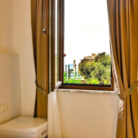 Hotel Orya Butik *
